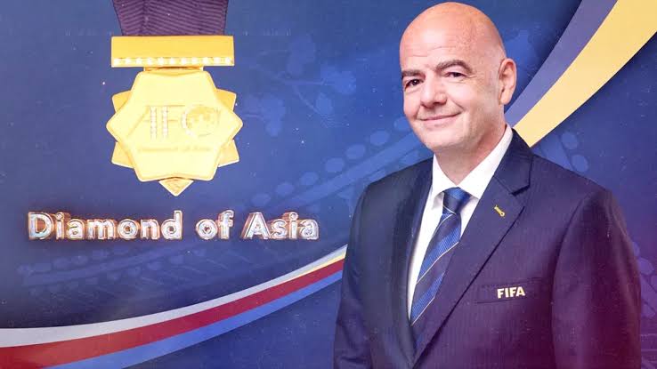 Cục diện FIFA biến động: Châu Phi bất ngờ ra tay bảo vệ Infantino | OK9 3 Cục diện FIFA biến động: Châu Phi bất ngờ ra tay bảo vệ Infantino | OK9